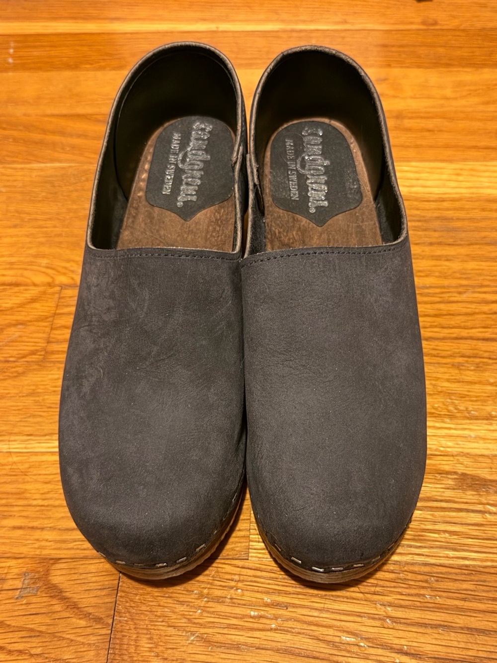 Bridget closed-back clogs Size 41